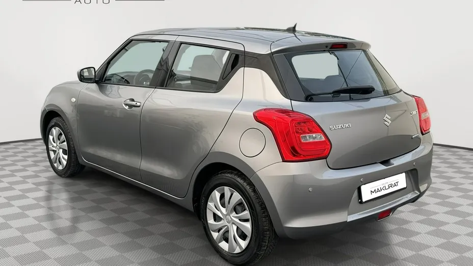 SUZUKI Swift -
