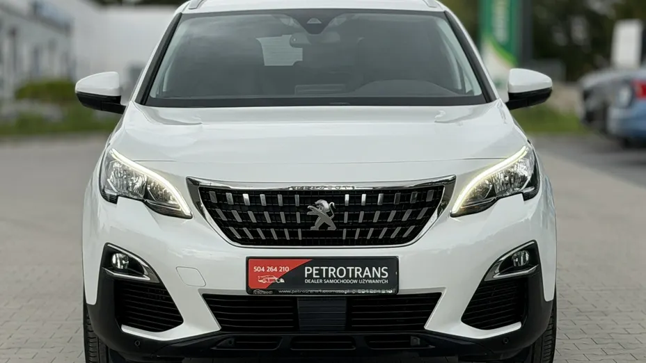 PEUGEOT 3008 -