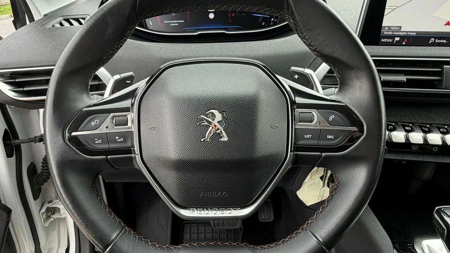 PEUGEOT 3008 -