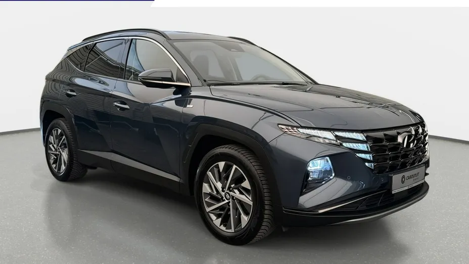 HYUNDAI Tucson -