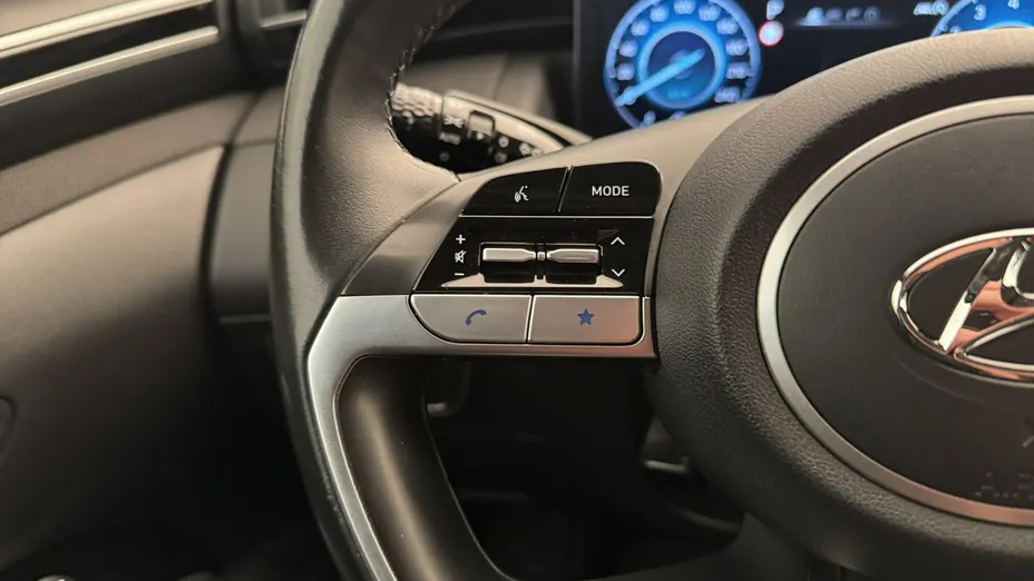 HYUNDAI Tucson -