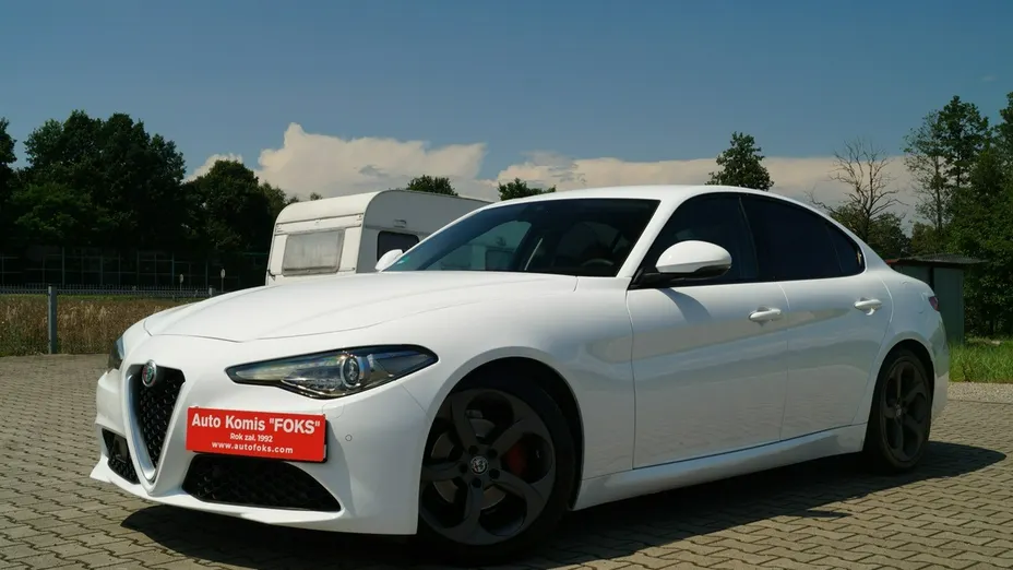 ALFA ROMEO Giulia -