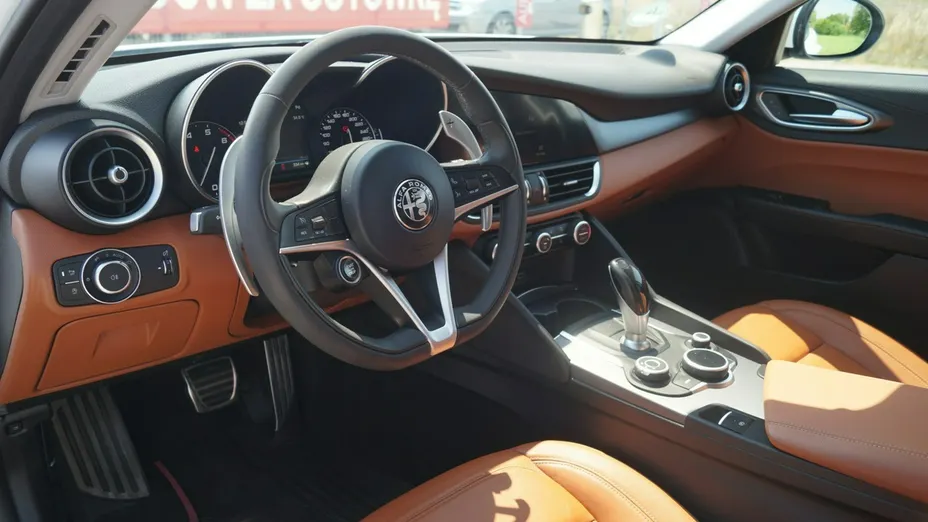 ALFA ROMEO Giulia -