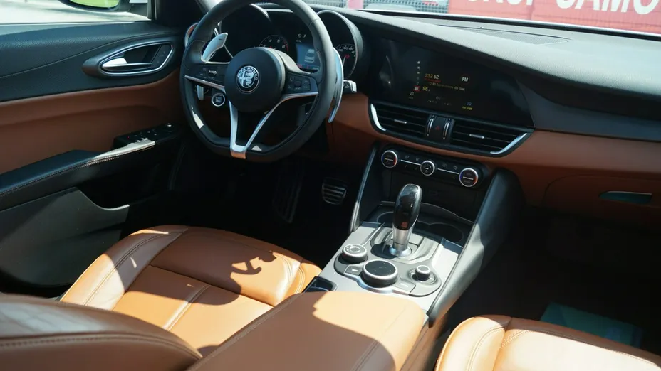 ALFA ROMEO Giulia -