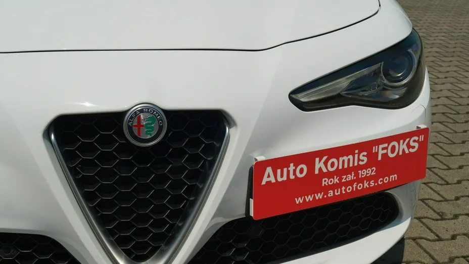 ALFA ROMEO Giulia -
