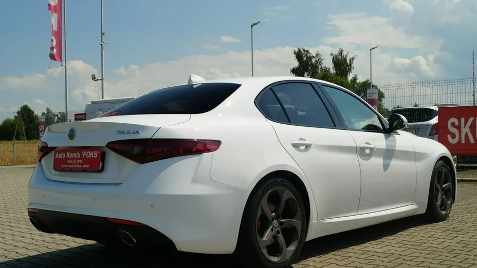 ALFA ROMEO Giulia -