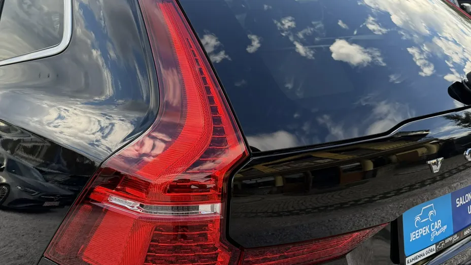 VOLVO XC60 -