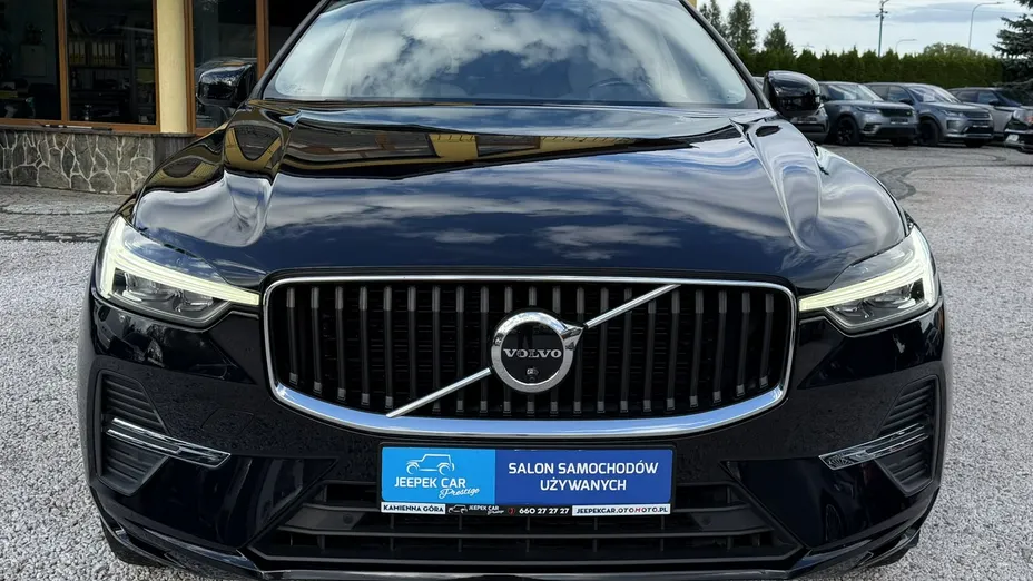 VOLVO XC60 -