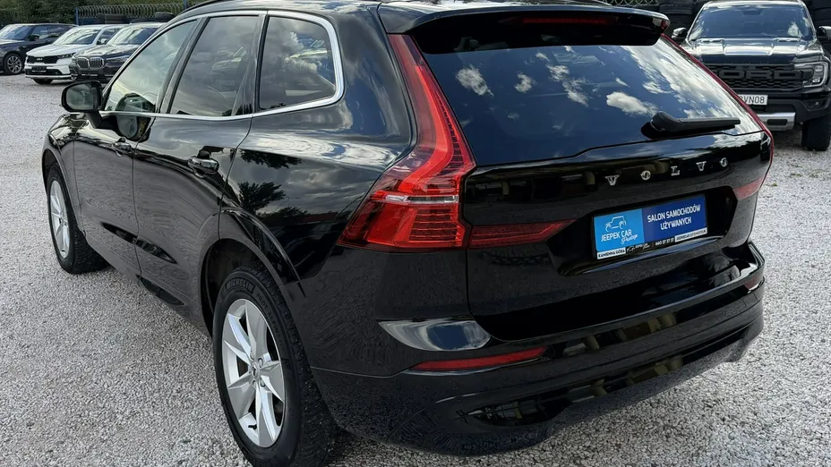 VOLVO XC60 -