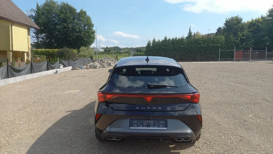 CUPRA Leon -