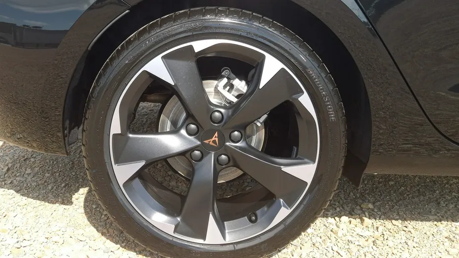 CUPRA Leon -