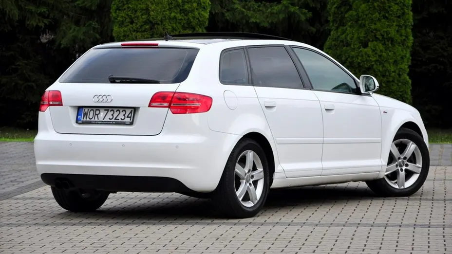 AUDI A3 Sportback -