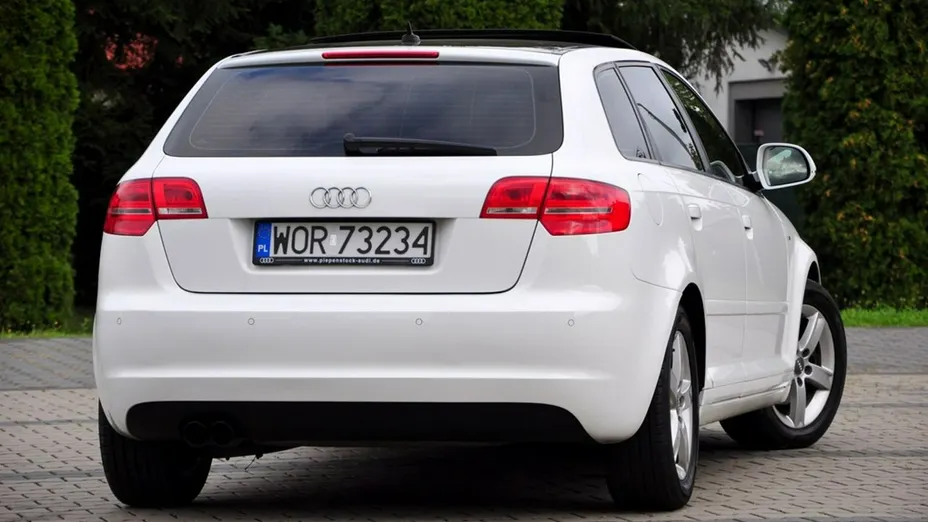 AUDI A3 Sportback -