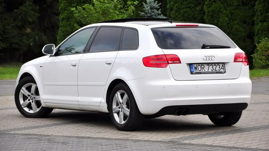AUDI A3 Sportback -