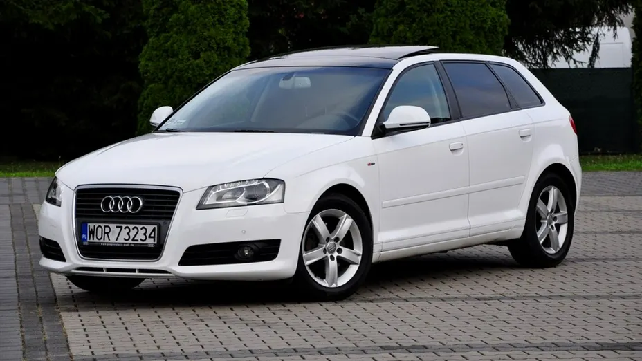 AUDI A3 Sportback -