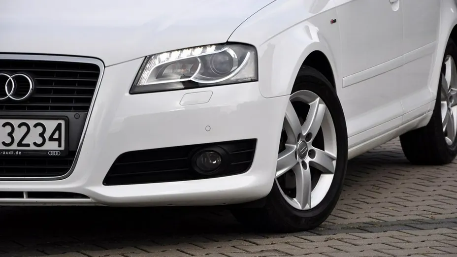 AUDI A3 Sportback -