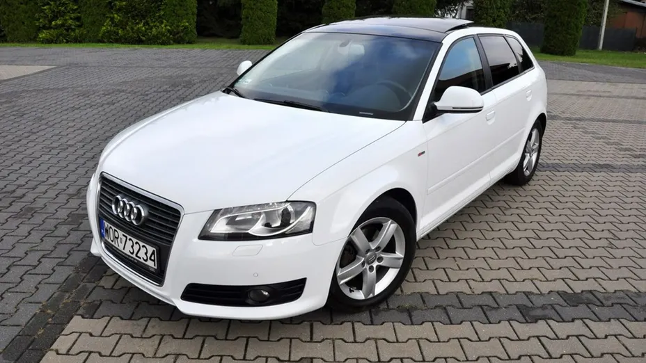 AUDI A3 Sportback -