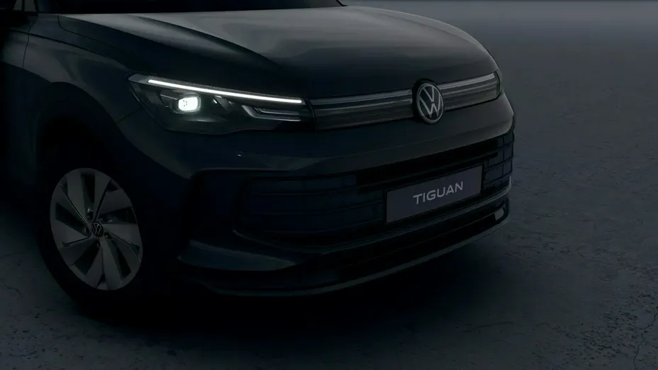 VOLKSWAGEN Tiguan -
