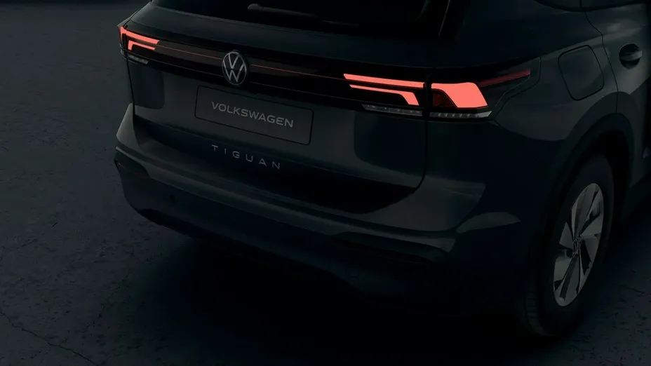 VOLKSWAGEN Tiguan -