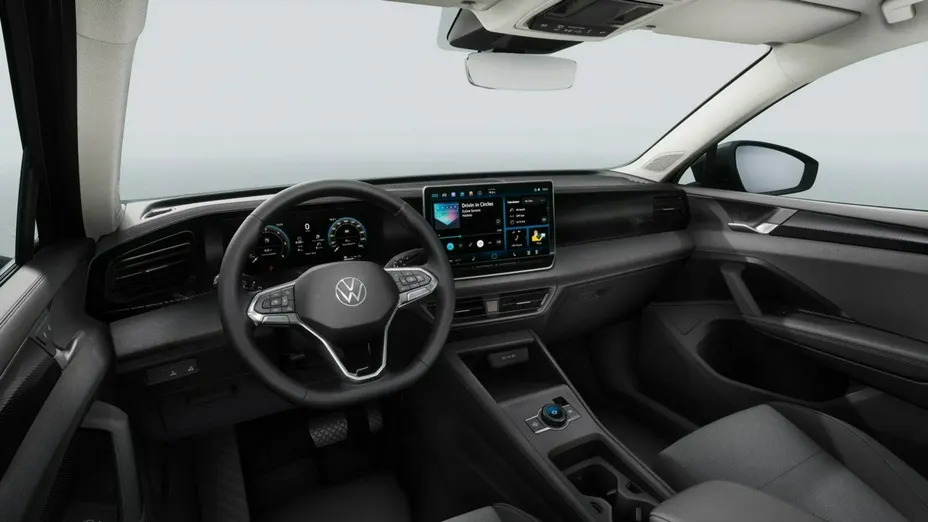 VOLKSWAGEN Tiguan -