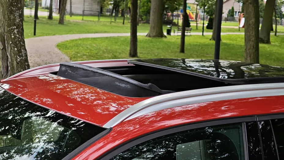 VOLVO XC40 -