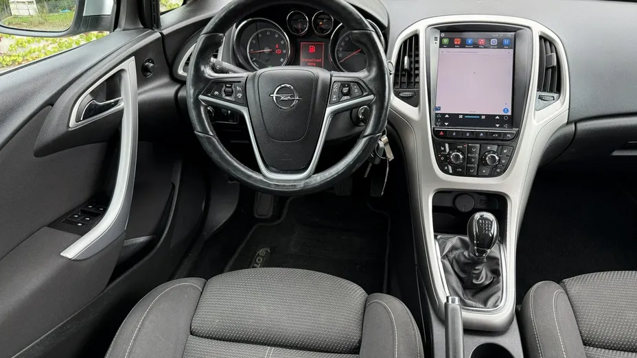 OPEL Astra -