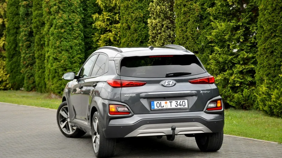 HYUNDAI Kona -