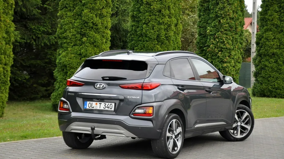 HYUNDAI Kona -