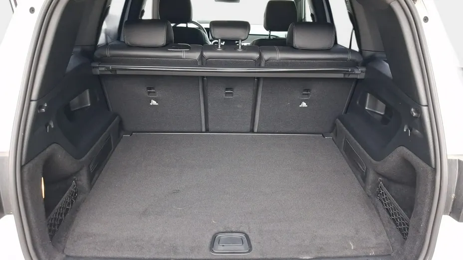 MERCEDES-BENZ GLB -
