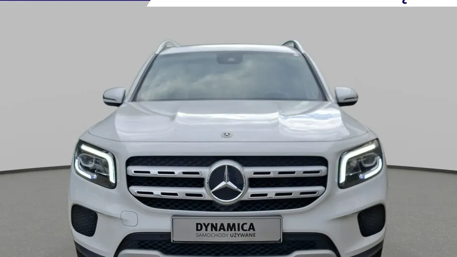 MERCEDES-BENZ GLB -