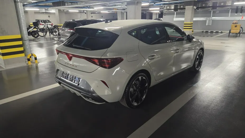 CUPRA Leon -