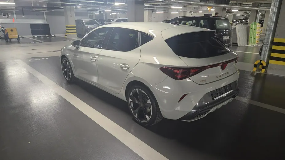 CUPRA Leon -