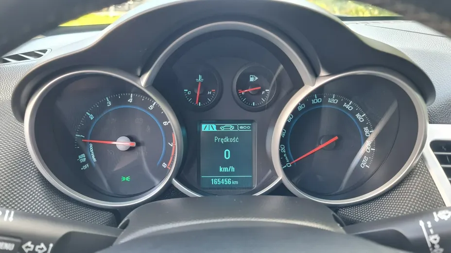 CHEVROLET Cruze -