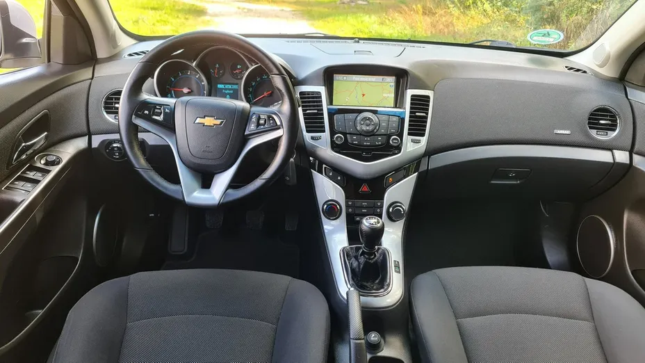 CHEVROLET Cruze -