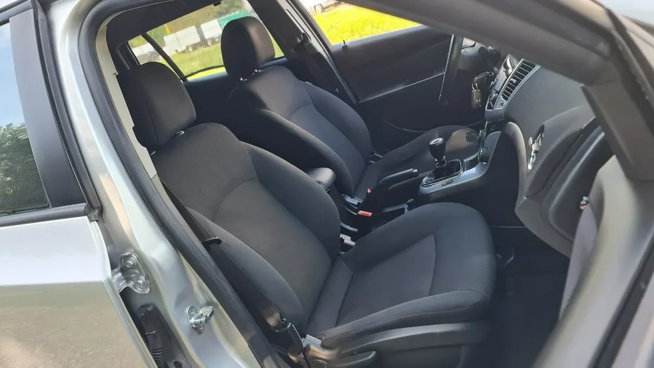 CHEVROLET Cruze -