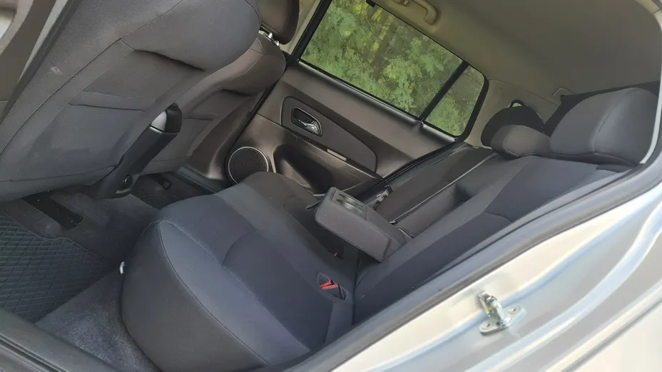 CHEVROLET Cruze -