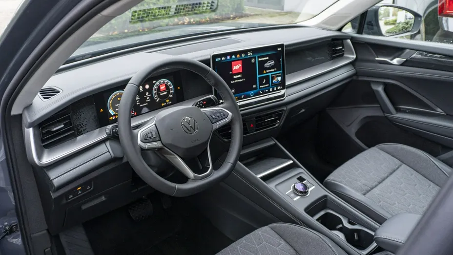 VOLKSWAGEN Tayron -