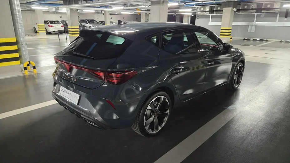 CUPRA Leon -