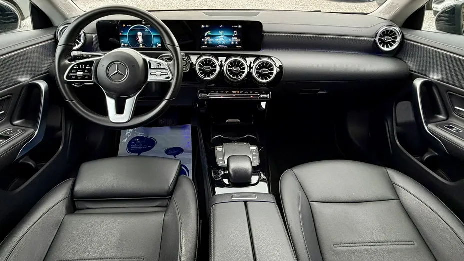 MERCEDES-BENZ CLA -