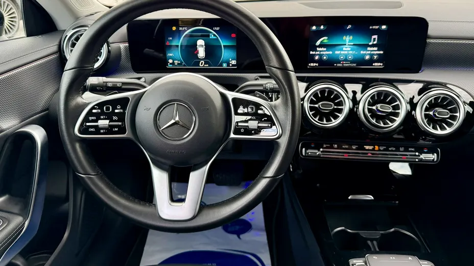 MERCEDES-BENZ CLA -