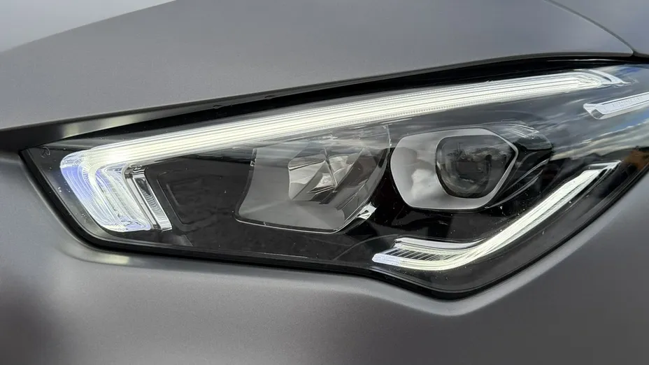 MERCEDES-BENZ CLA -