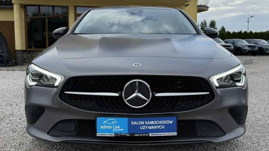 MERCEDES-BENZ CLA -