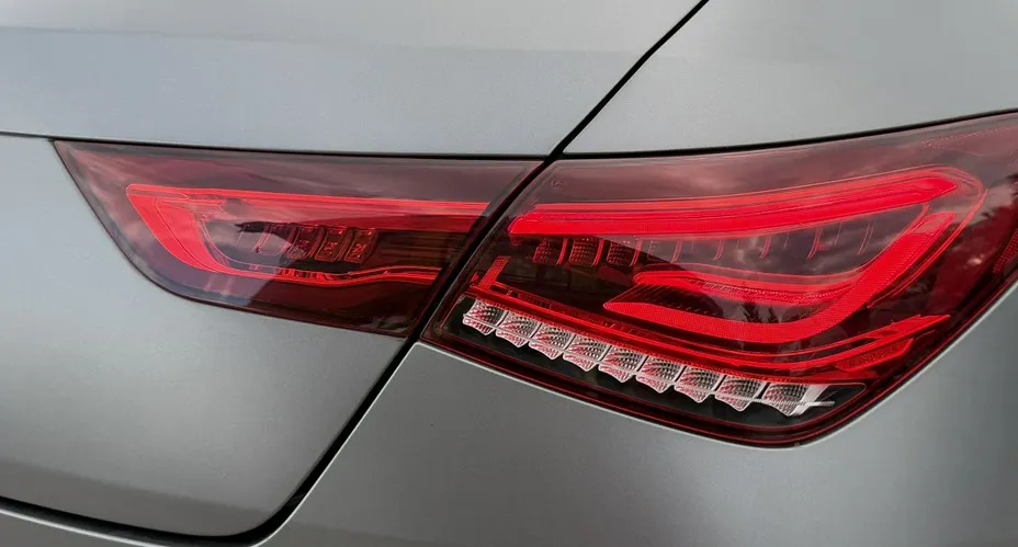 MERCEDES-BENZ CLA -