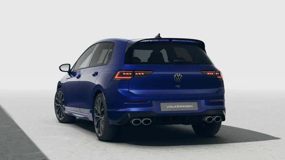 VOLKSWAGEN Golf -