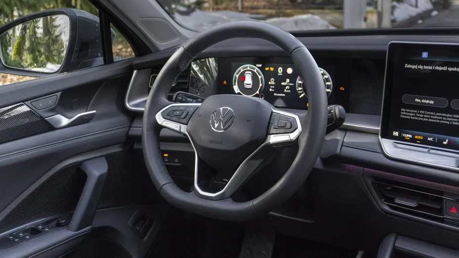 VOLKSWAGEN Tayron -