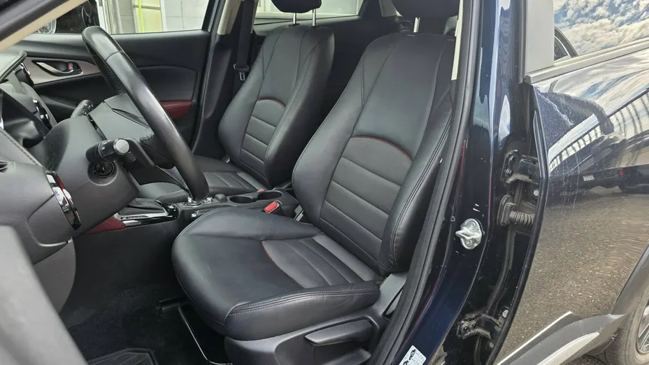 MAZDA CX-3 -