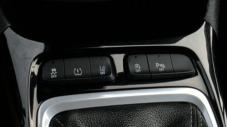 OPEL Crossland X -