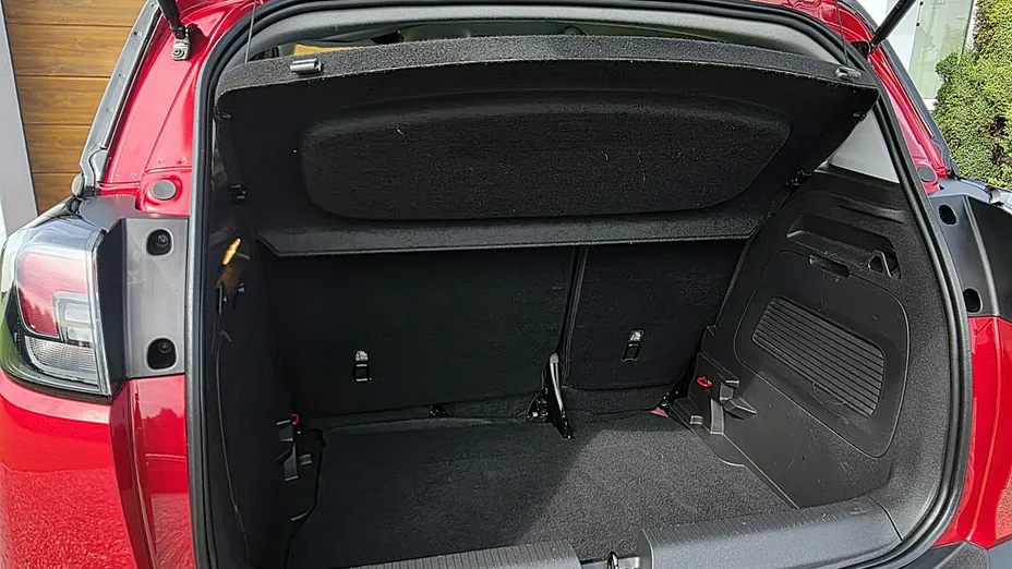 OPEL Crossland X -