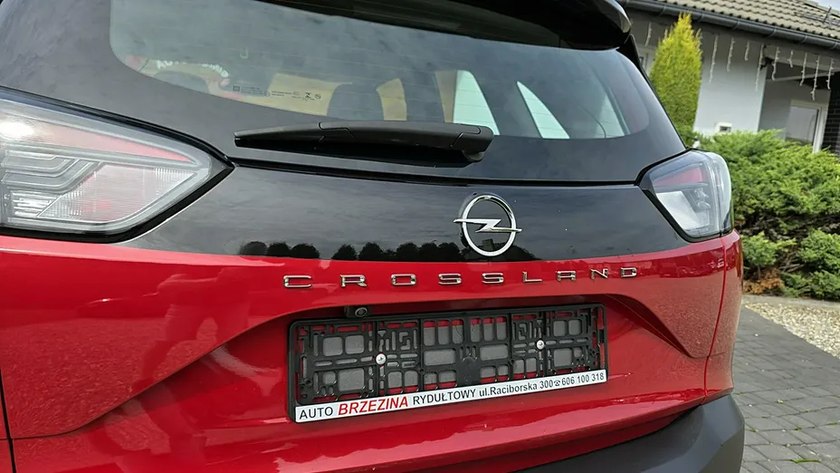 OPEL Crossland X -