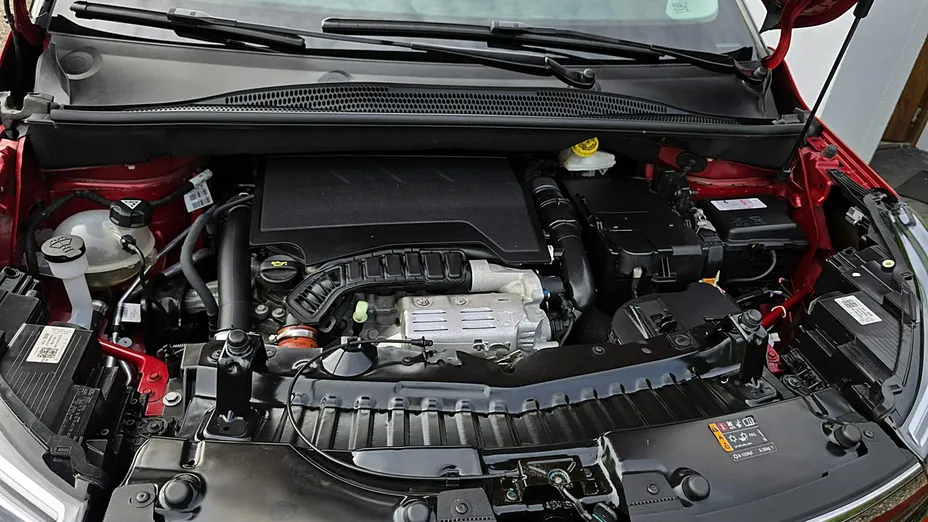 OPEL Crossland X -